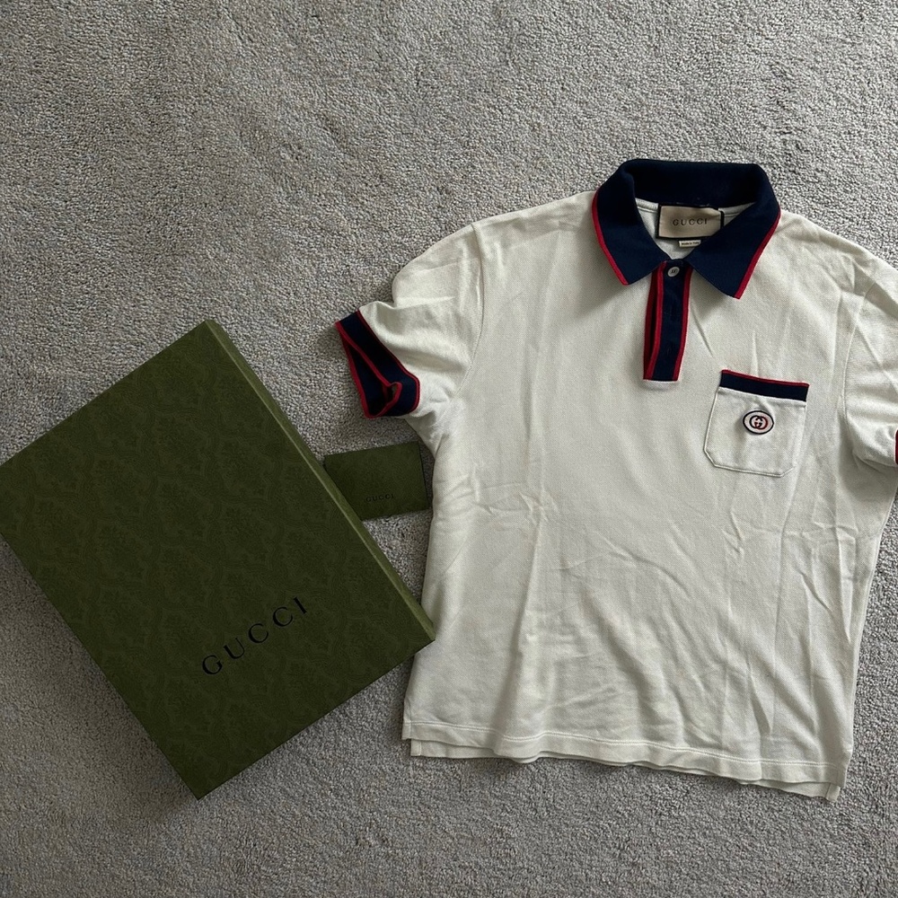White Gucci T-shirt